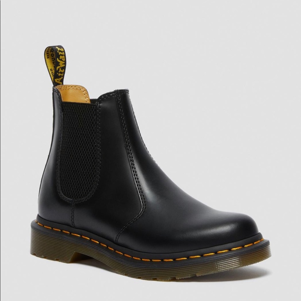 Dr Martens 2976 Chelsea Boots, Like New